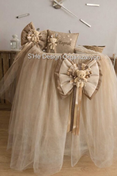 HASTANE KÜVÖZ ETEĞİ/BEŞİK SÜSLEME/AYAK UCU FİYONK/ANNE YATAK UCU FİYONK/TAKI YASTIĞI