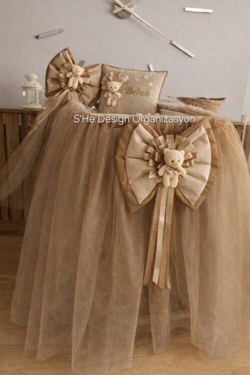 HASTANE KÜVÖZ ETEĞİ/BEŞİK SÜSLEME/AYAK UCU FİYONK/ANNE YATAK UCU FİYONK/TAKI YASTIĞI