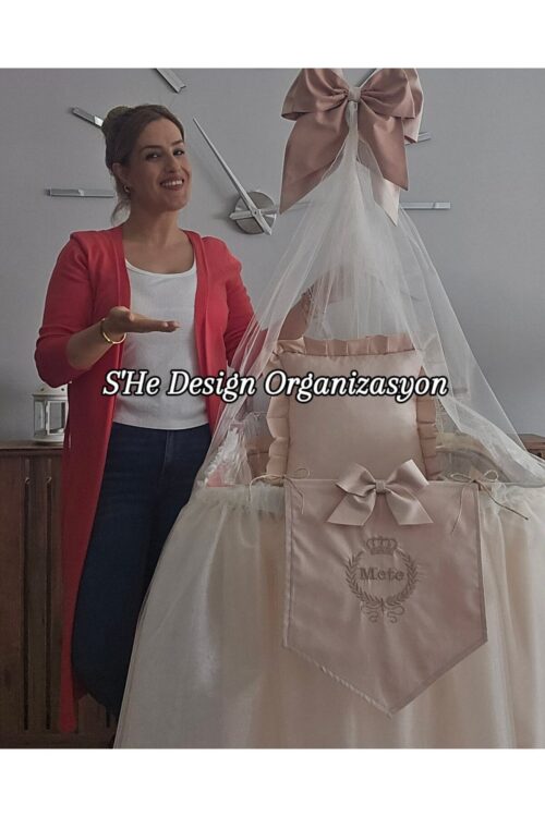 Hastane Odası Cibinlikli Nakış Işlemeli Beşik Süsleme Seti Krem/fildişi