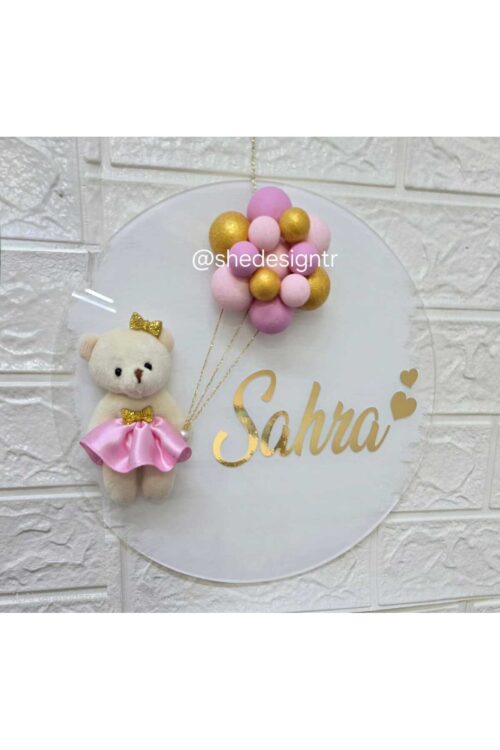 Kız Bebek İsmine Özel Hazırlanan Şeffaf Pleksi Kapı Süsü