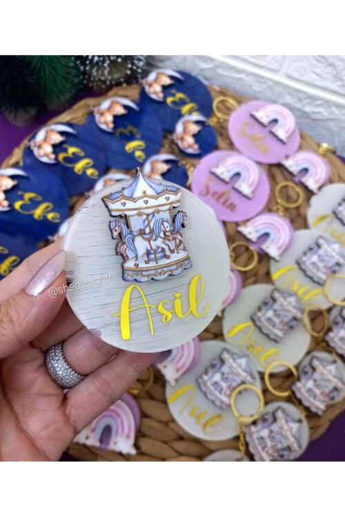 Hediyelik Kutulu  Figürlü Mıknatıslı İsme Özel  Pleksi Magnet ve Anahtarlık Seti 15 adet