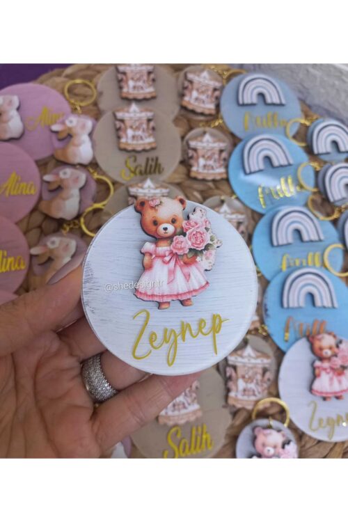 Hediyelik Kutulu  Figürlü Mıknatıslı İsme Özel  Pleksi Magnet ve Anahtarlık Seti 15 adet