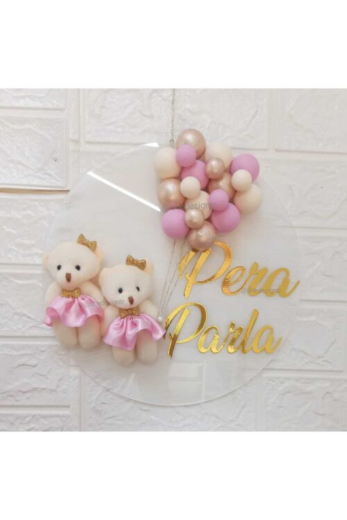 İkiz Kız Bebek Isme Özel Şeffaf Pleksi Kapı Süsü – Kız & Kız Bebek Için Özel Tasarım Bebek Ayıcıklı