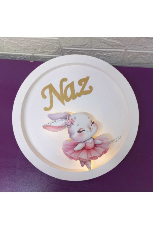 BEBEK İSMİNE ÖZEL HAZIRLANAN YUVARLAK AHŞAP PEMBE TAVŞANLI LEDLİ HASTANE ODASI KAPI SÜSÜ