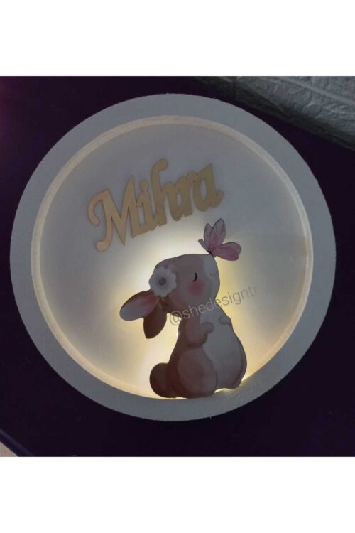 İsme Özel  Hazırlanan Tavşanlı Ledli Hastane Beyaz Yuvarlak Ahşap Kapı Süsü