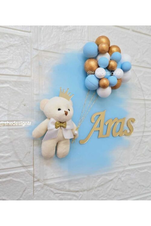 İsme Özel Şeffaf Pleksi Kapı Süsü – Erkek & Kız Bebek İçin Özel Tasarım Ayıcık ve top Figürlü Beyaz