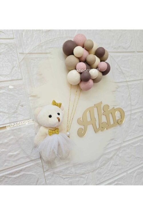 KIZ BEBEK İSMİNE ÖZEL PLEKSİ KAPI SÜSÜ krem pudra