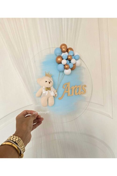 ERKEK BEBEK İSMİNE ÖZEL HAZIRLANAN BÜYÜK BOY PLEKSİ KAPI SÜSÜ