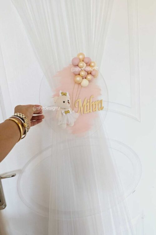 Kız Bebek Ismine Özel Hazırlanan Buble Pleksi Kapı Süsü